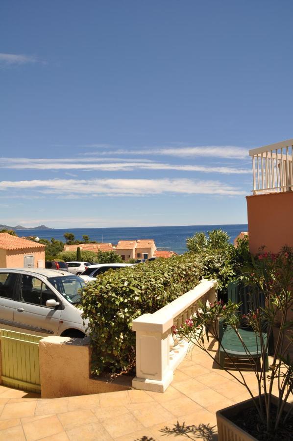 Logement Calme Proche Mer, 4 Personnes, St Aygulf Fréjus Exterior foto