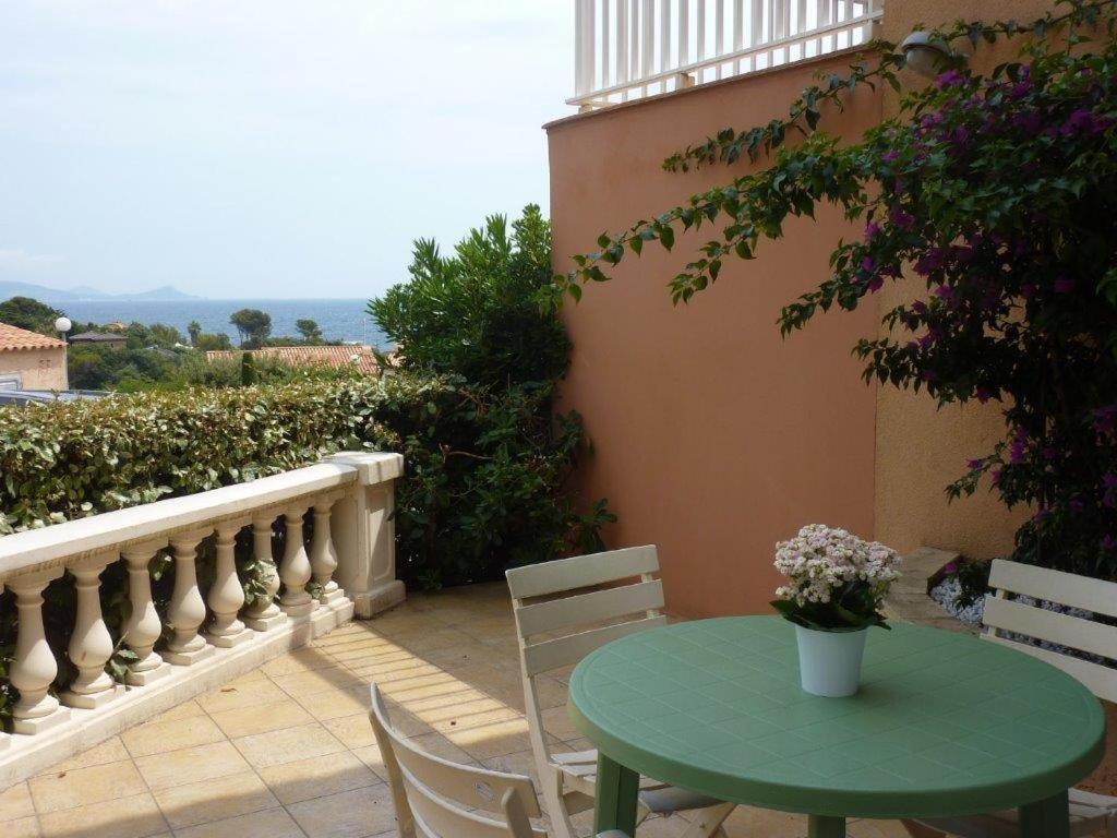 Logement Calme Proche Mer, 4 Personnes, St Aygulf Fréjus Exterior foto